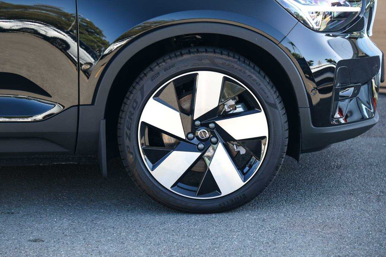 Volvo  EX40 Ultra, Single Motor Extended Range, Electric
