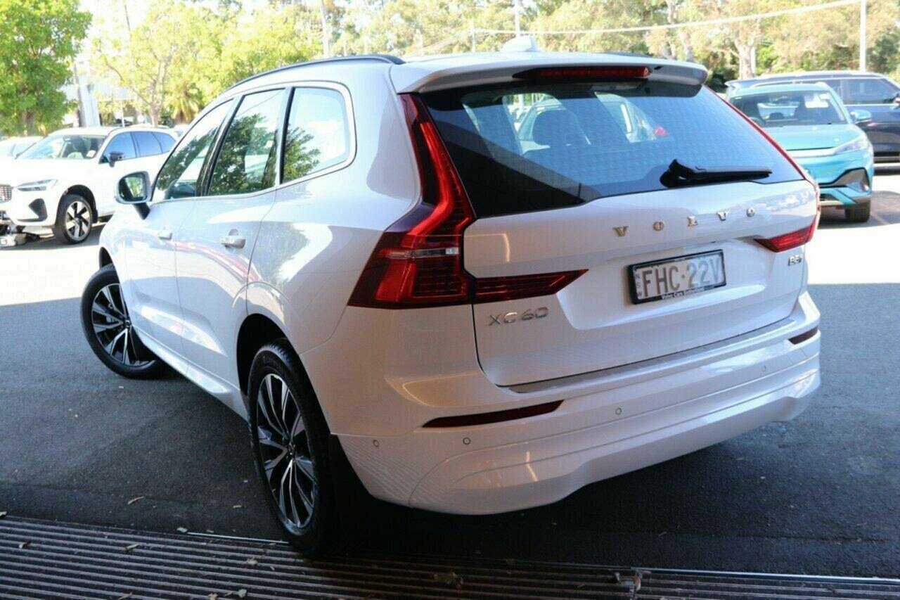 Volvo  XC60 Plus, B5 AWD Mild hybrid, Petrol