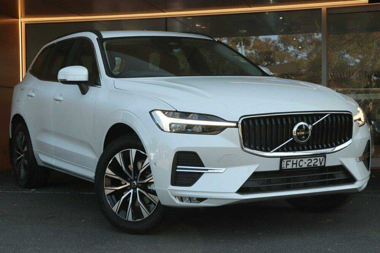 Volvo  XC60 Plus, B5 AWD Mild hybrid, Petrol