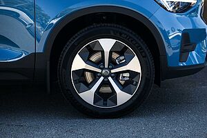 Volvo  XC40 Ultra, B4 AWD Mild hybrid, Petrol, Bright