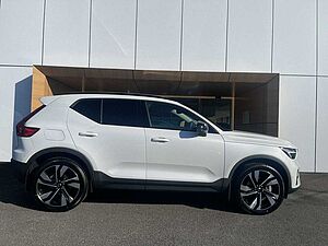 Volvo  XC40 Ultimate, B4 AWD Mild hybrid, Petrol, Dark