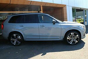 Volvo  XC90 Recharge Ultimate, T8 AWD Plug-in hybrid, Electric/Petrol, Dark, 7 Seats