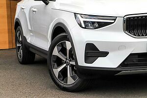 Volvo  XC40 Plus, B4 Mild hybrid, Petrol