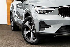 Volvo  XC40 Plus, B4 Mild hybrid, Petrol