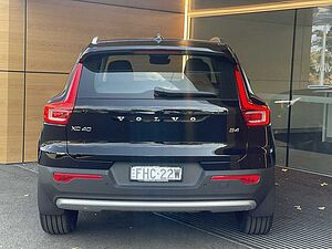 Volvo  XC40 Plus, B4 Mild hybrid, Petrol