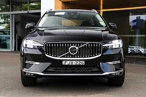 Volvo  XC60 Ultra, B5 AWD Mild hybrid, Petrol, Bright