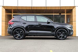 Volvo  XC40 Black Edition Ultra, B4 AWD Mild hybrid, Petrol