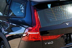 Volvo  V60 Cross Country Ultra, B5 AWD Mild hybrid, Petrol, Bright