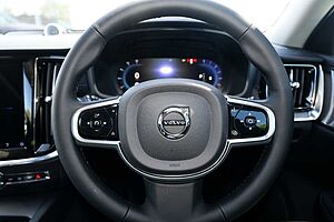 Volvo  V60 Cross Country Ultra, B5 AWD Mild hybrid, Petrol, Bright