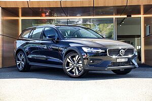 Volvo  V60 Cross Country Ultra, B5 AWD Mild hybrid, Petrol, Bright