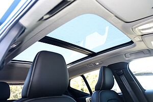 Volvo  XC40 Ultra, B4 AWD Mild hybrid, Petrol, Bright