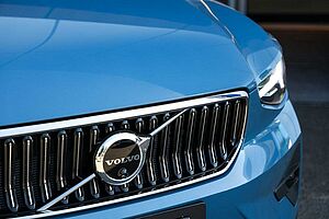 Volvo  XC40 Ultra, B4 AWD Mild hybrid, Petrol, Bright