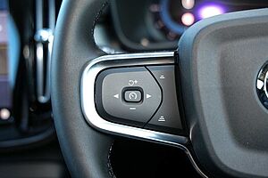 Volvo  XC40 Ultra, B4 AWD Mild hybrid, Petrol, Bright