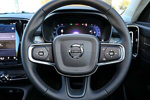 Volvo  XC40 Ultra, B4 AWD Mild hybrid, Petrol, Bright