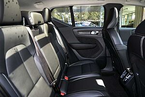 Volvo  XC40 Ultra, B4 AWD Mild hybrid, Petrol, Bright