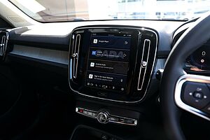 Volvo  XC40 Ultra, B4 AWD Mild hybrid, Petrol, Bright