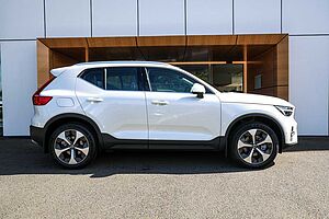 Volvo  XC40 Ultra, B4 AWD Mild hybrid, Petrol, Bright